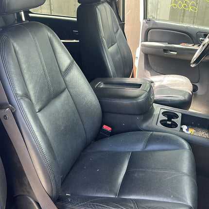2007-2013 black leather seats & console